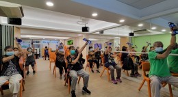 房協友里 運動班