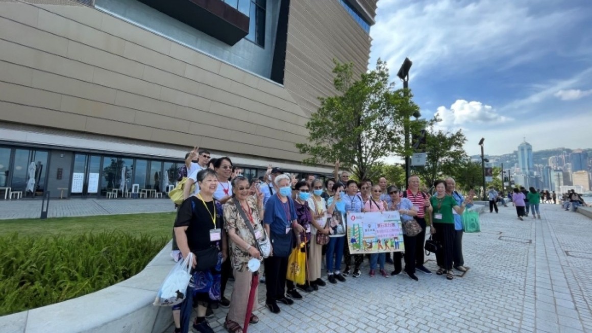 房協友里 友里結伴遊