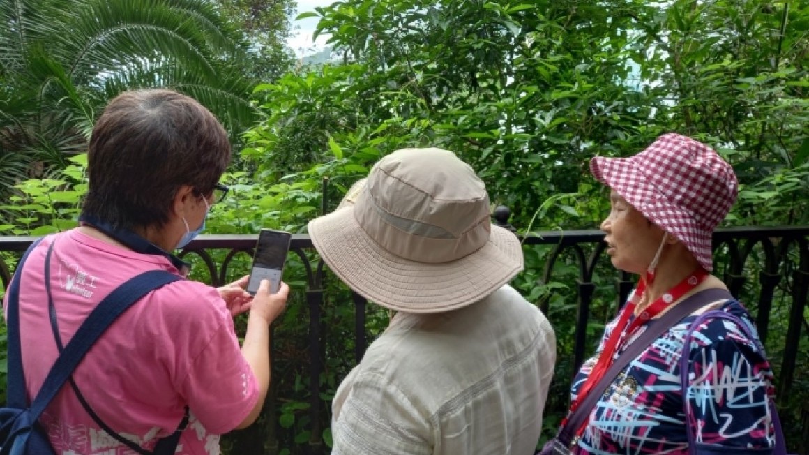 房協友里 友里結伴遊