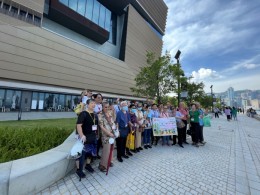 房協友里 友里結伴遊