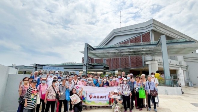 房協友里 友里結伴遊