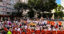 跨代友里過暑假