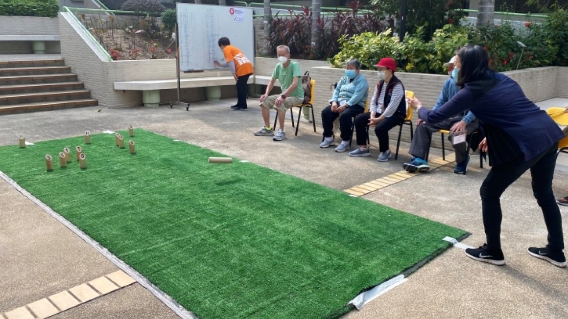 房協友里 運動班