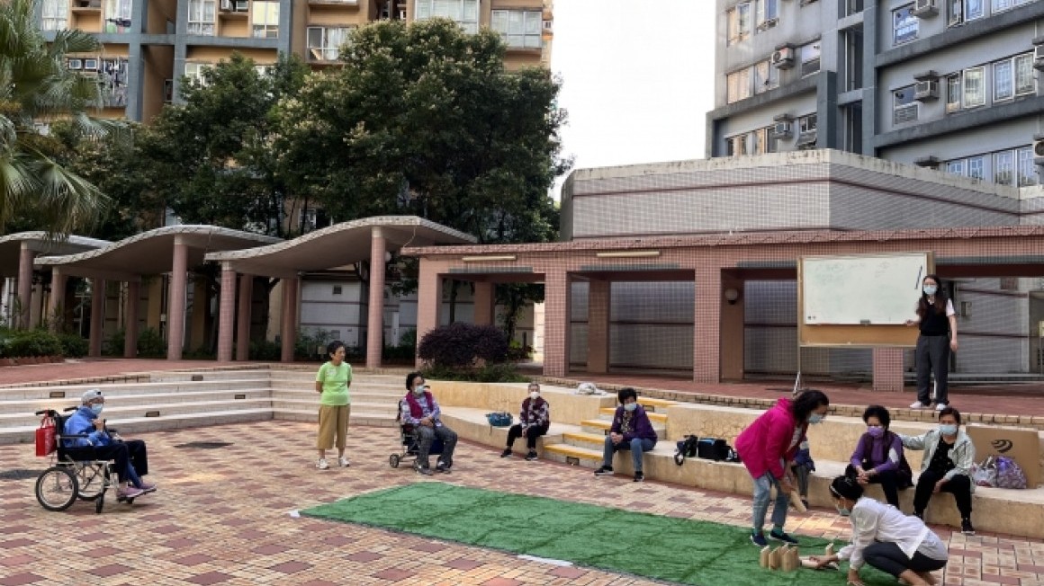 房協友里 運動班