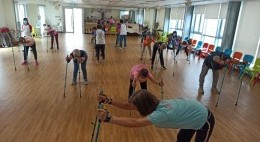 房協友里 運動班