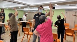 房協友里 運動班