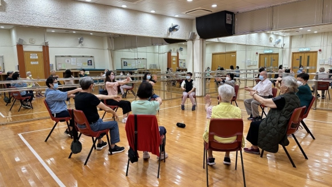 房協友里 運動班