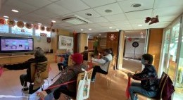 房協友里 運動班