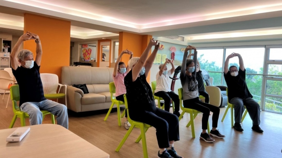 房協友里 線上線下運動班