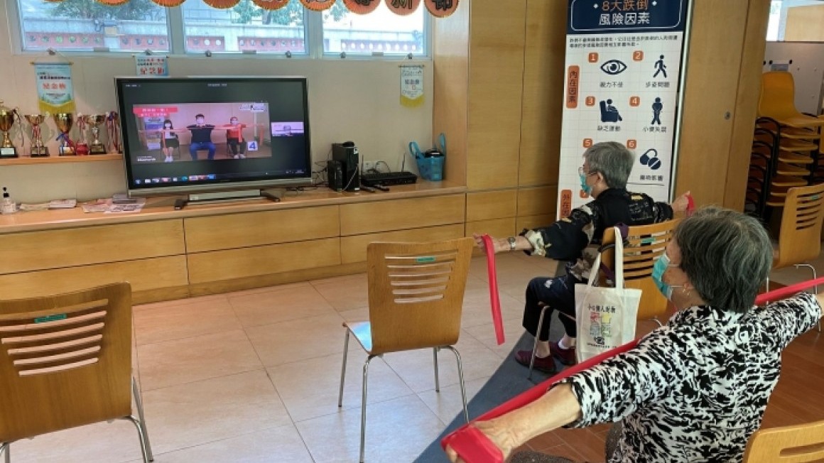 房協友里 線上線下運動班