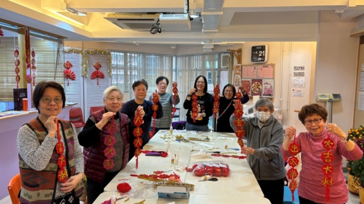 友里賀新春(2025年1月)