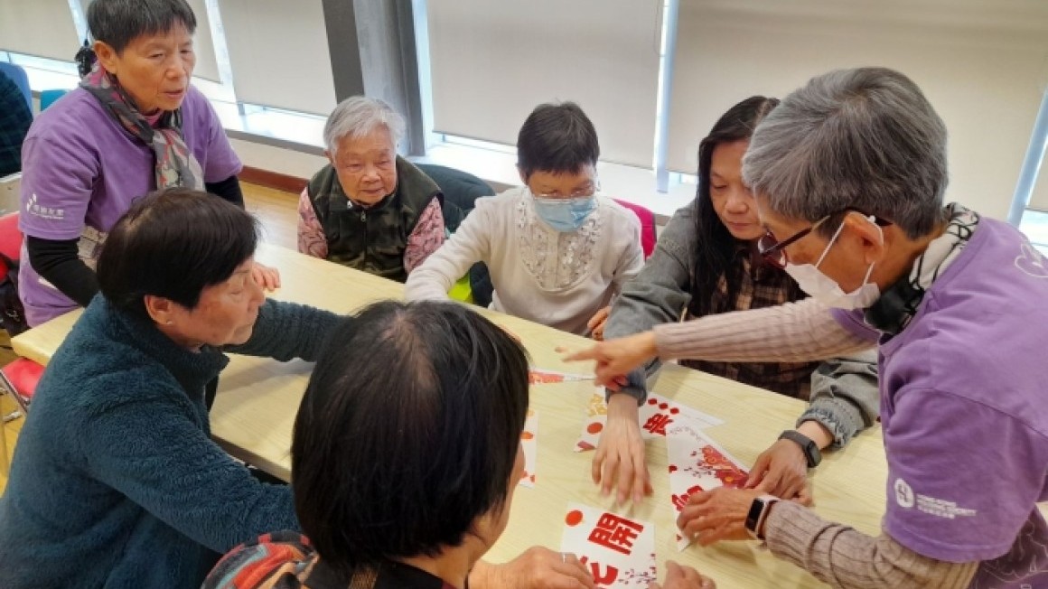 友里賀新春(2025年1月)