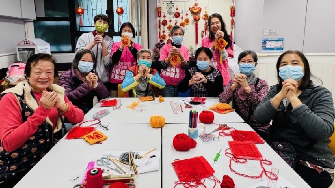 友里賀新春(2025年1月)