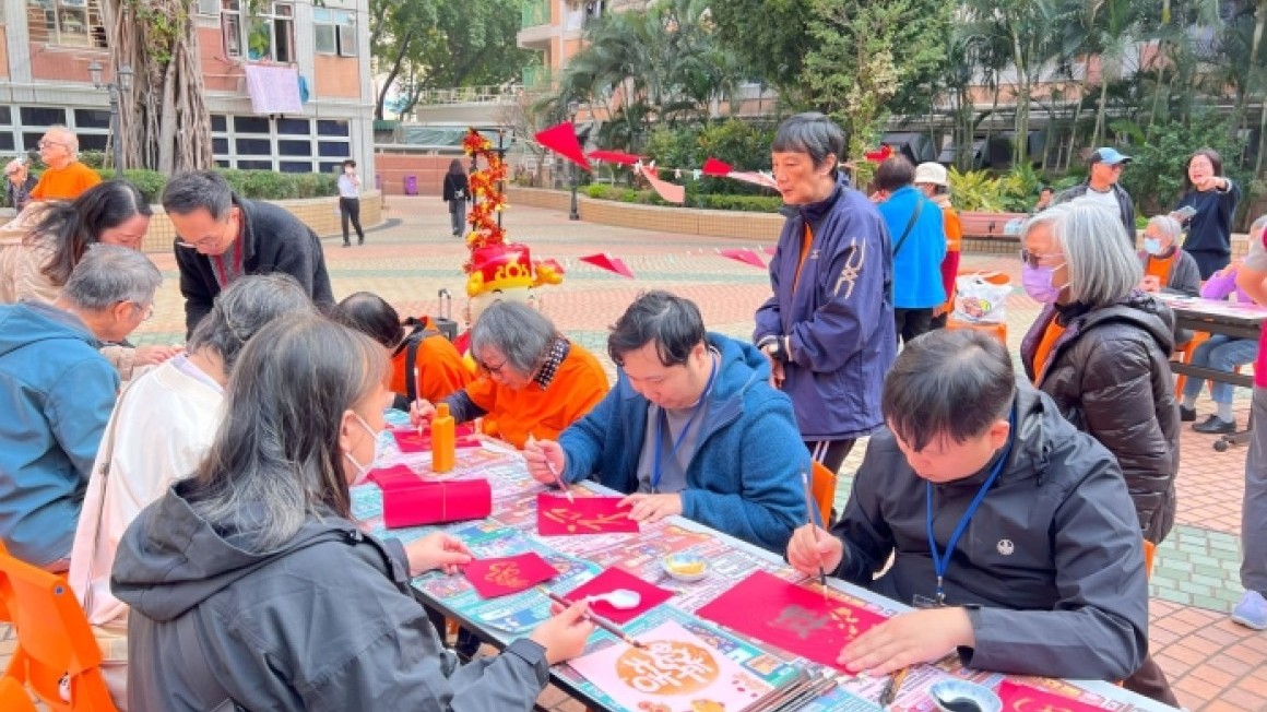 友里賀新春(2025年1月)