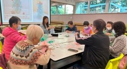 友里賀聖誕 (2024年12月)