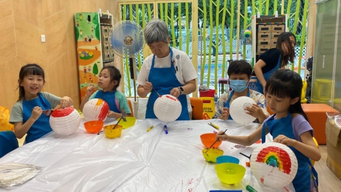 房協友里中秋活動