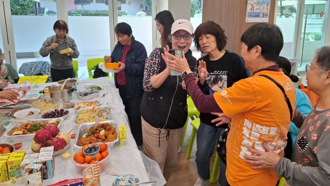 房协友里邻里活动
