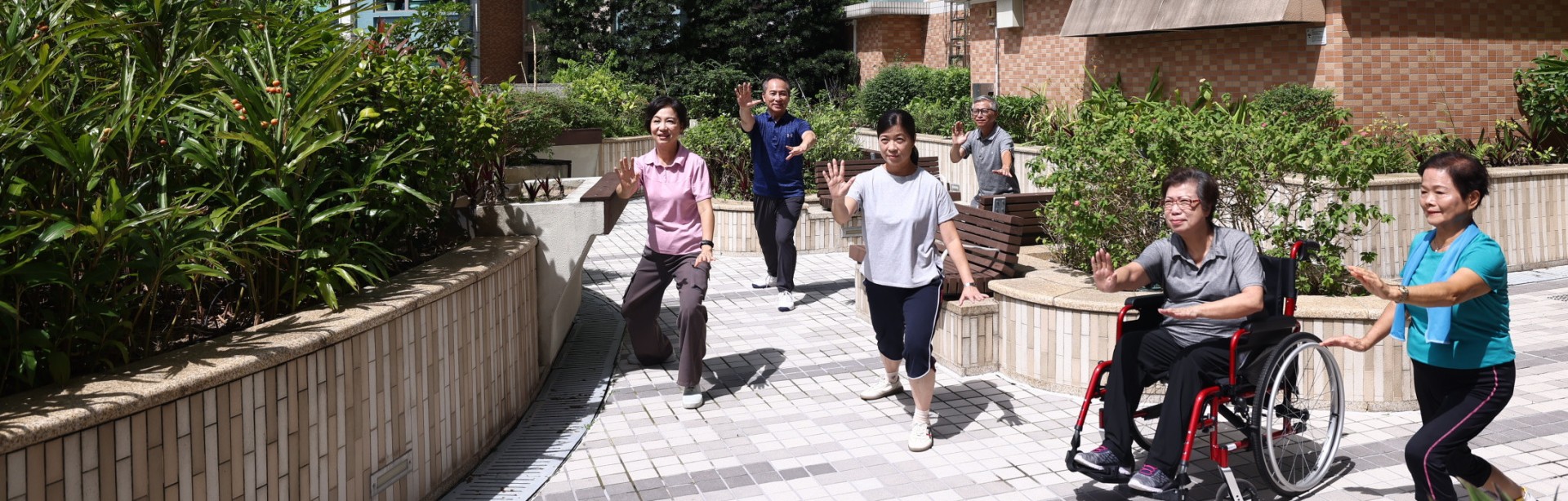 樂活安居 · 無憂退休生活