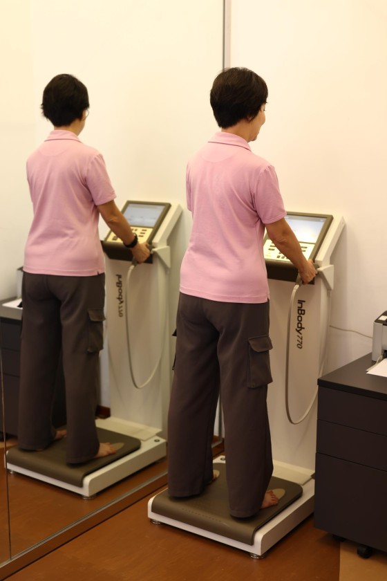 健身室備身體狀況分析儀器供免費使用 